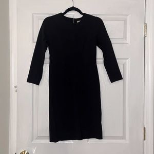 Black Longsleeve Knee-length Fitted Dress